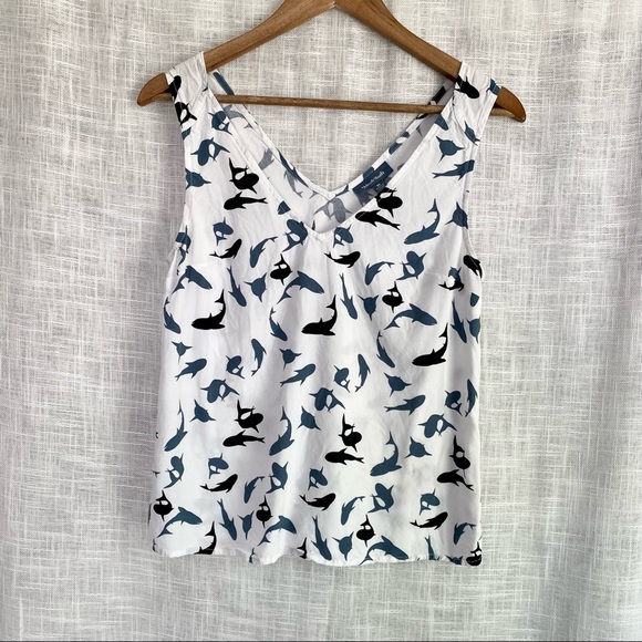 Modcloth Tops - Modcloth V-Neck Shark Print Tank Top